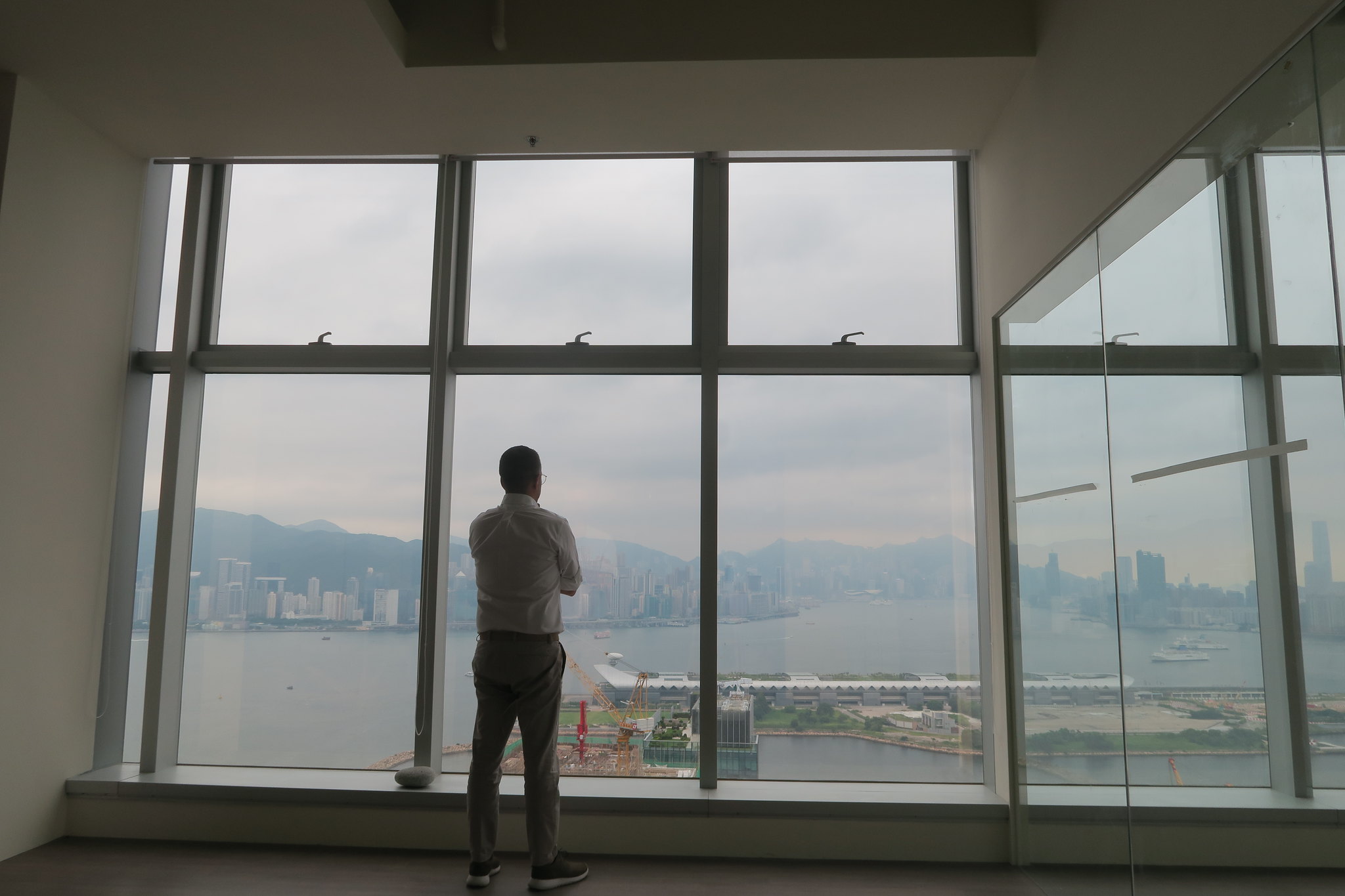 Fashion Tech in Hong Kong, With Politics in the Air