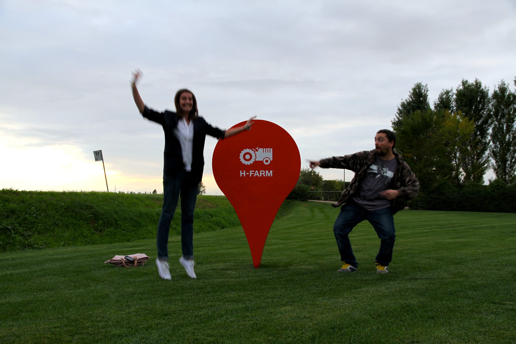 The Day We Looked for the Future in a Foggy Farm