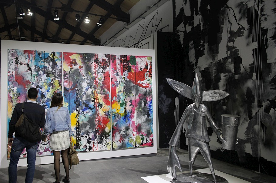Archive photographs and artworks inside The Bridges of Graffiti