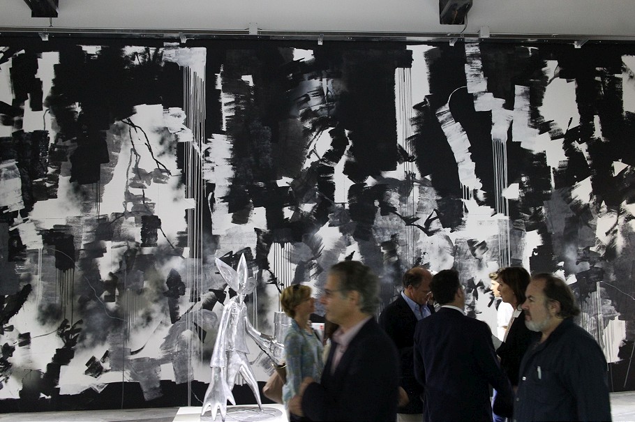 Historic graffiti documentation presented in The Bridges of Graffiti